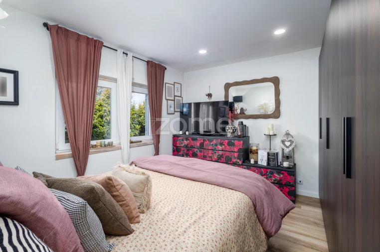 Moradia T7 para Venda em Santa Maria e São Miguel, São Martinho, São Pedro Penaferrim Foto 18