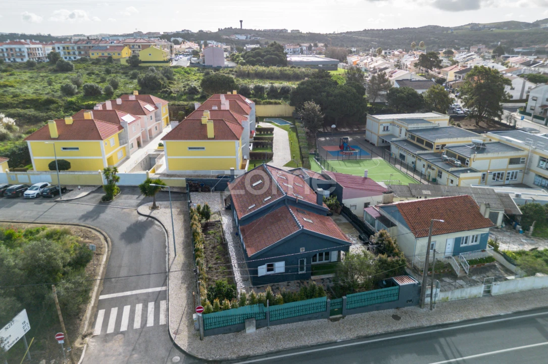 Moradia T7 para Venda em Santa Maria e São Miguel, São Martinho, São Pedro Penaferrim Foto 4