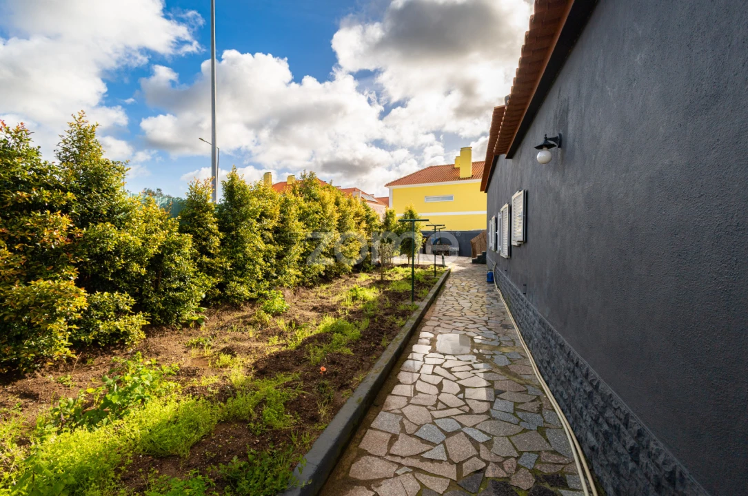 Moradia T7 para Venda em Santa Maria e São Miguel, São Martinho, São Pedro Penaferrim Foto 55
