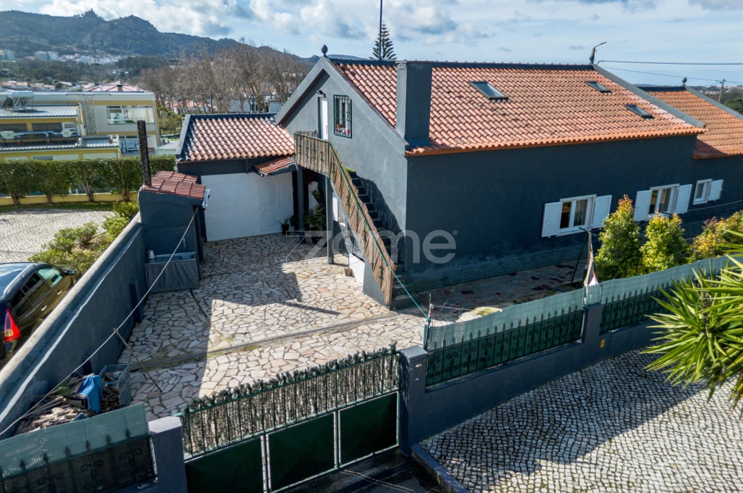 Moradia T7 para Venda em Santa Maria e São Miguel, São Martinho, São Pedro Penaferrim Foto 35