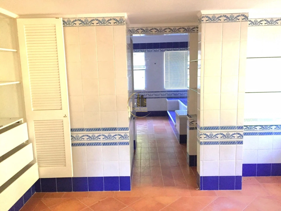 Moradia T5 para Venda em Queluz e Belas Foto 11