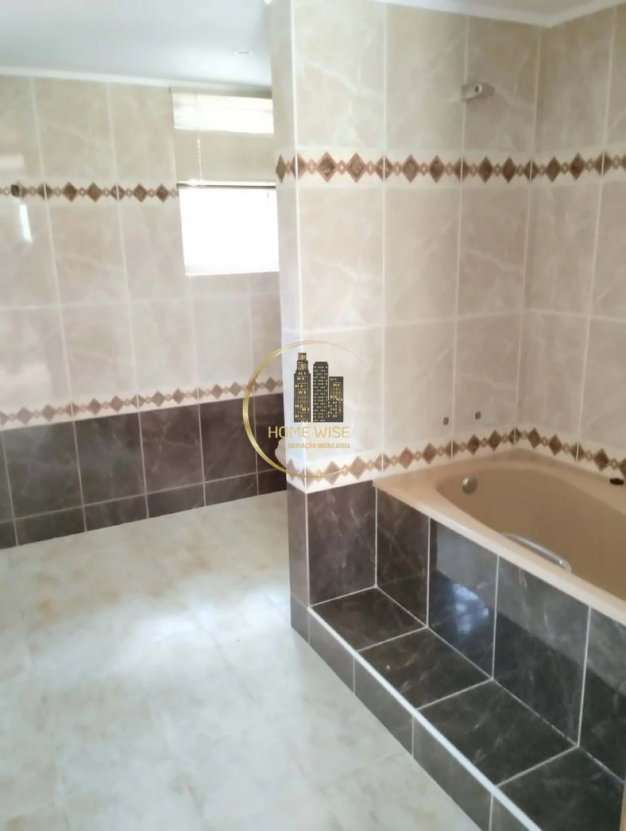 Moradia T5 para Venda em Queluz e Belas Foto 23