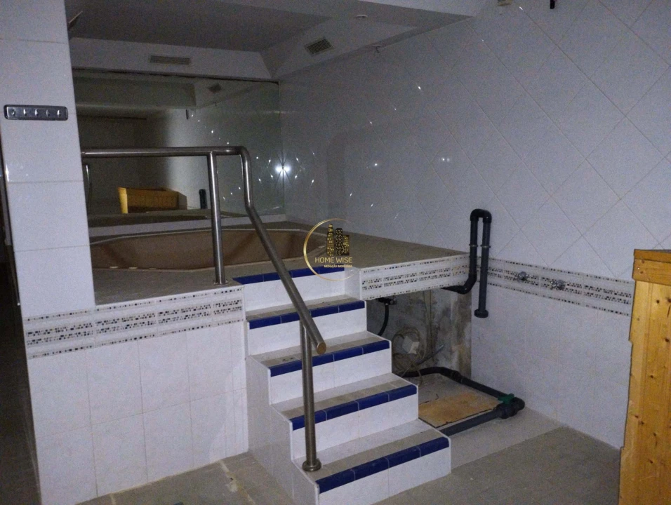 Moradia T5 para Venda em Queluz e Belas Foto 31