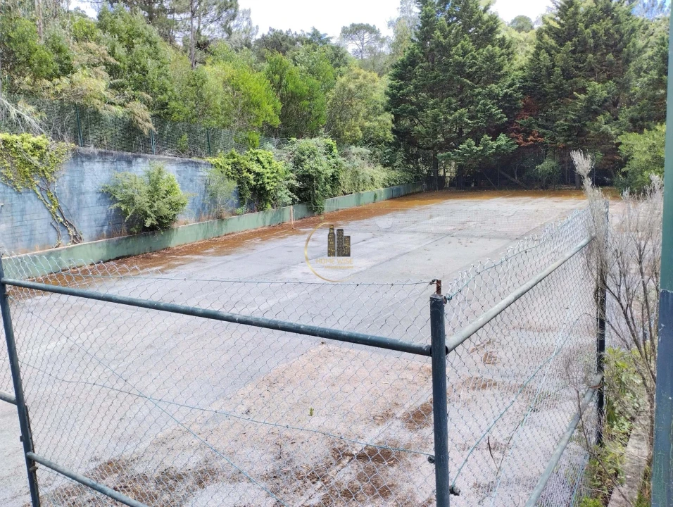 Moradia T5 para Venda em Queluz e Belas Foto 36