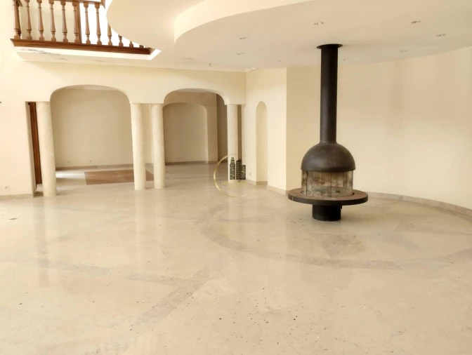 Moradia T5 para Venda em Queluz e Belas Foto 25