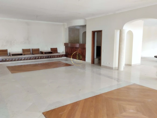 Moradia T5 para Venda em Queluz e Belas Foto 27