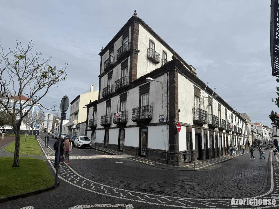 Prédio para Venda em Ponta Delgada (São Sebastião) Foto 2