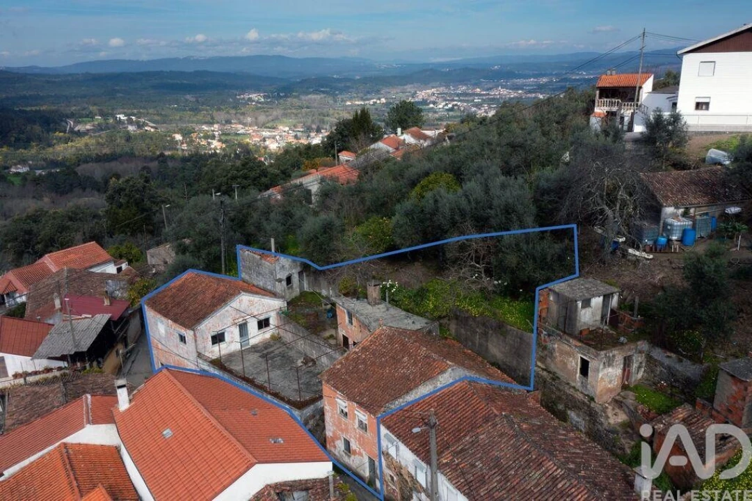 Moradia T3 para Venda em Lousã e Vilarinho Foto 23