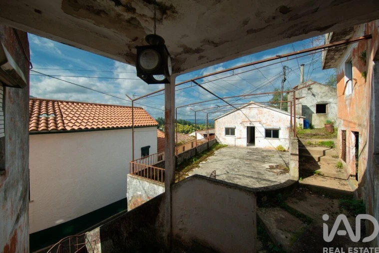 Moradia T3 para Venda em Lousã e Vilarinho Foto 18