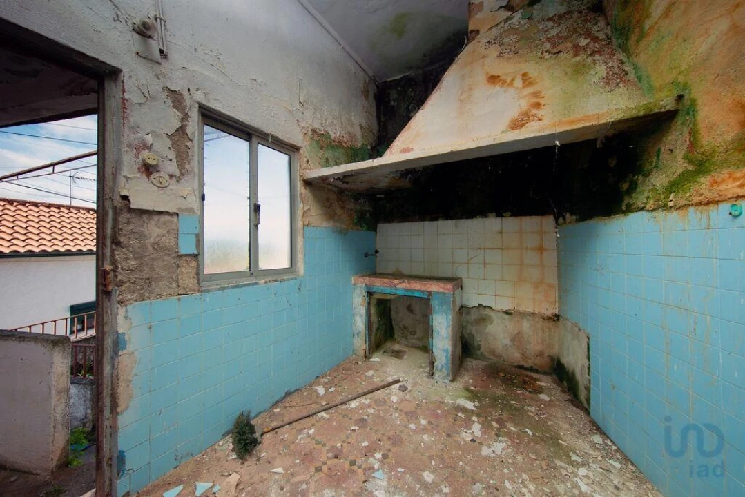 Moradia T3 para Venda em Lousã e Vilarinho Foto 9