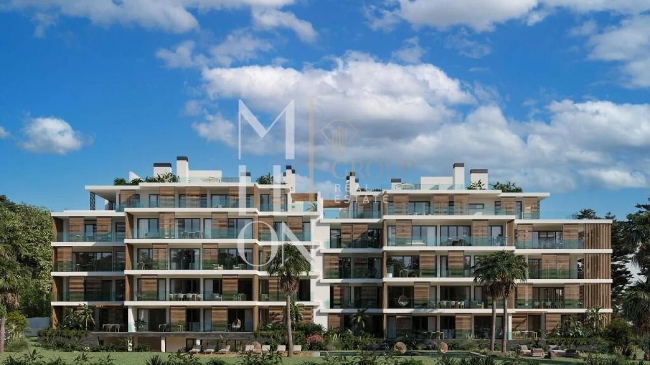 Apartamento T4 para Venda em Carcavelos e Parede Foto 26