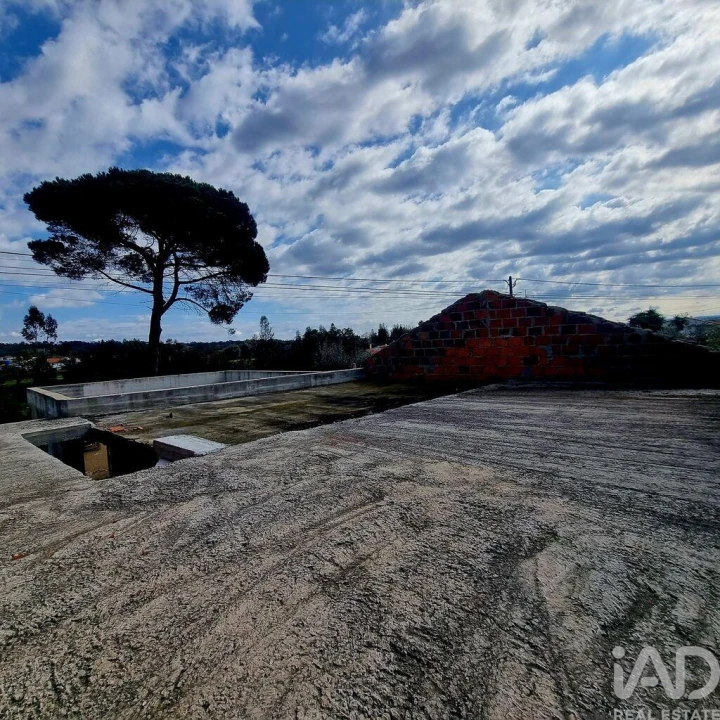Moradia T4 para Venda em Regueira de Pontes Foto 15