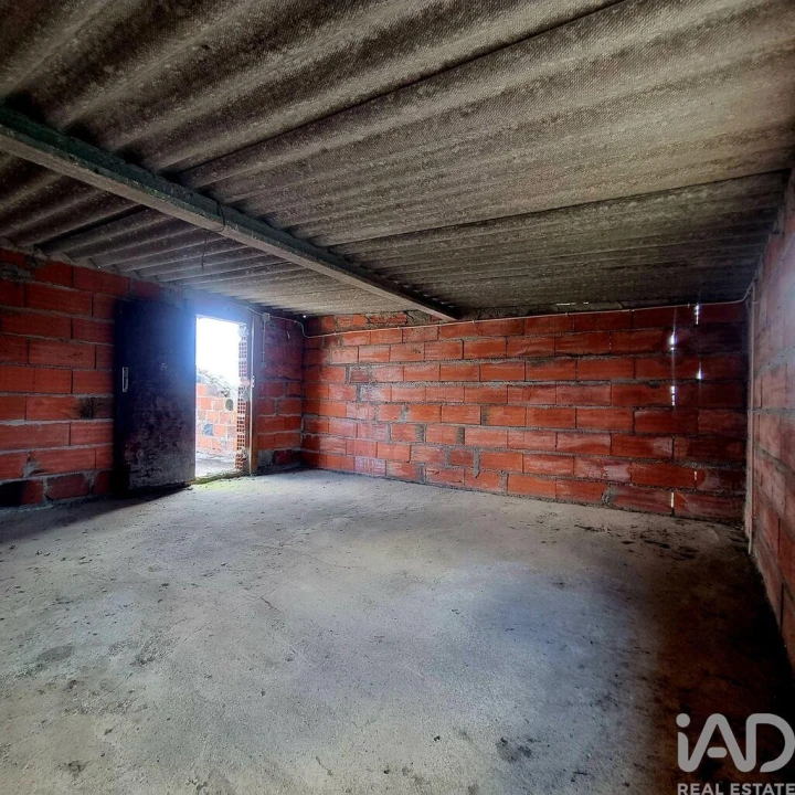 Moradia T4 para Venda em Regueira de Pontes Foto 19