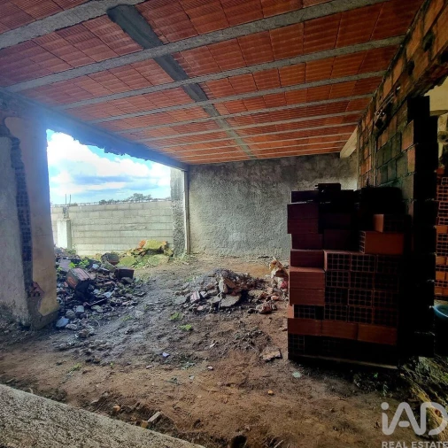 Moradia T4 para Venda em Regueira de Pontes Foto 25