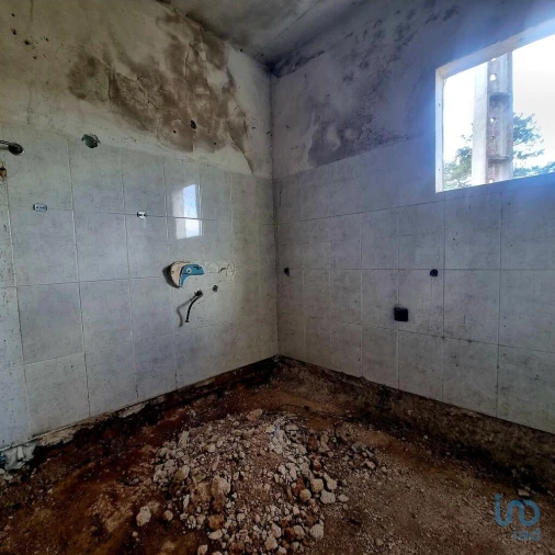 Moradia T4 para Venda em Regueira de Pontes Foto 14