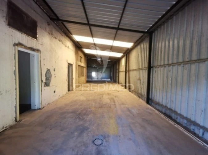 Armazém para Venda em Recardães e Espinhel Foto 6