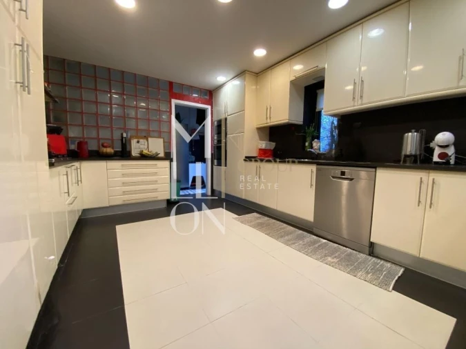 Moradia T3 para Venda em Aveleda Foto 18