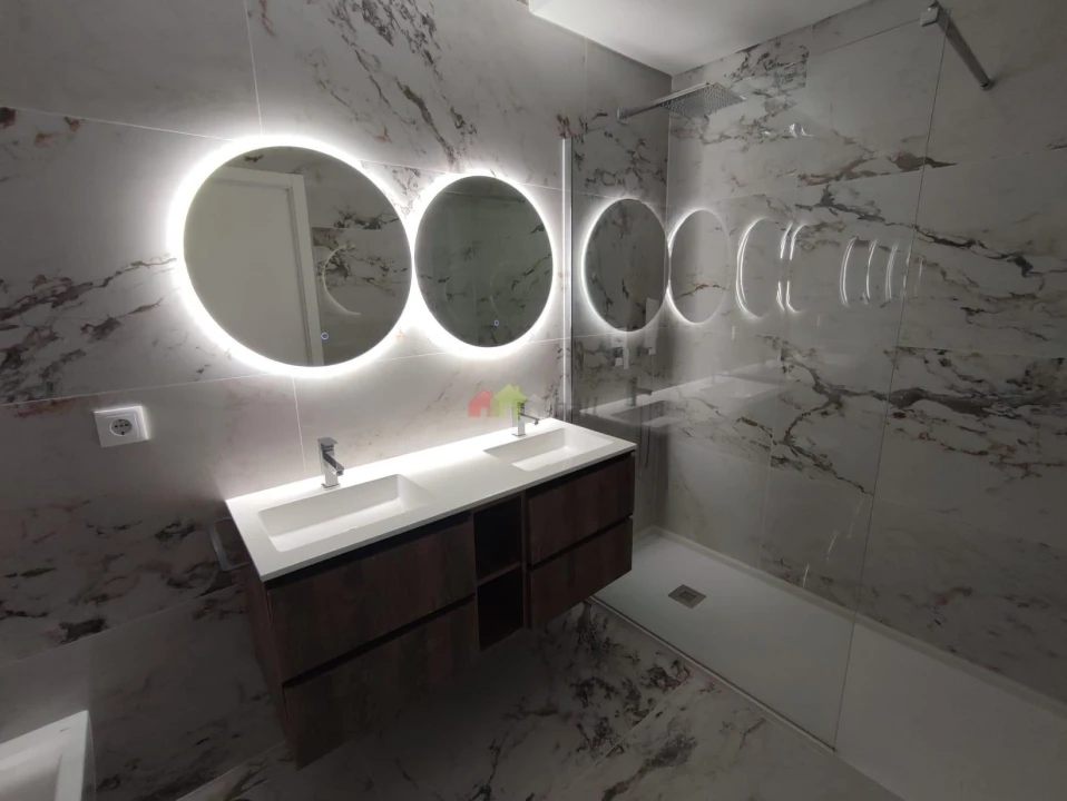 Apartamento T3 para Venda em Corroios Foto 20