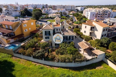 Moradia T5 para Venda em Tavira (Santa Maria e Santiago)