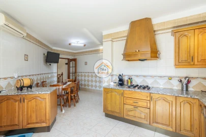 Moradia T5 para Venda em Tavira (Santa Maria e Santiago)