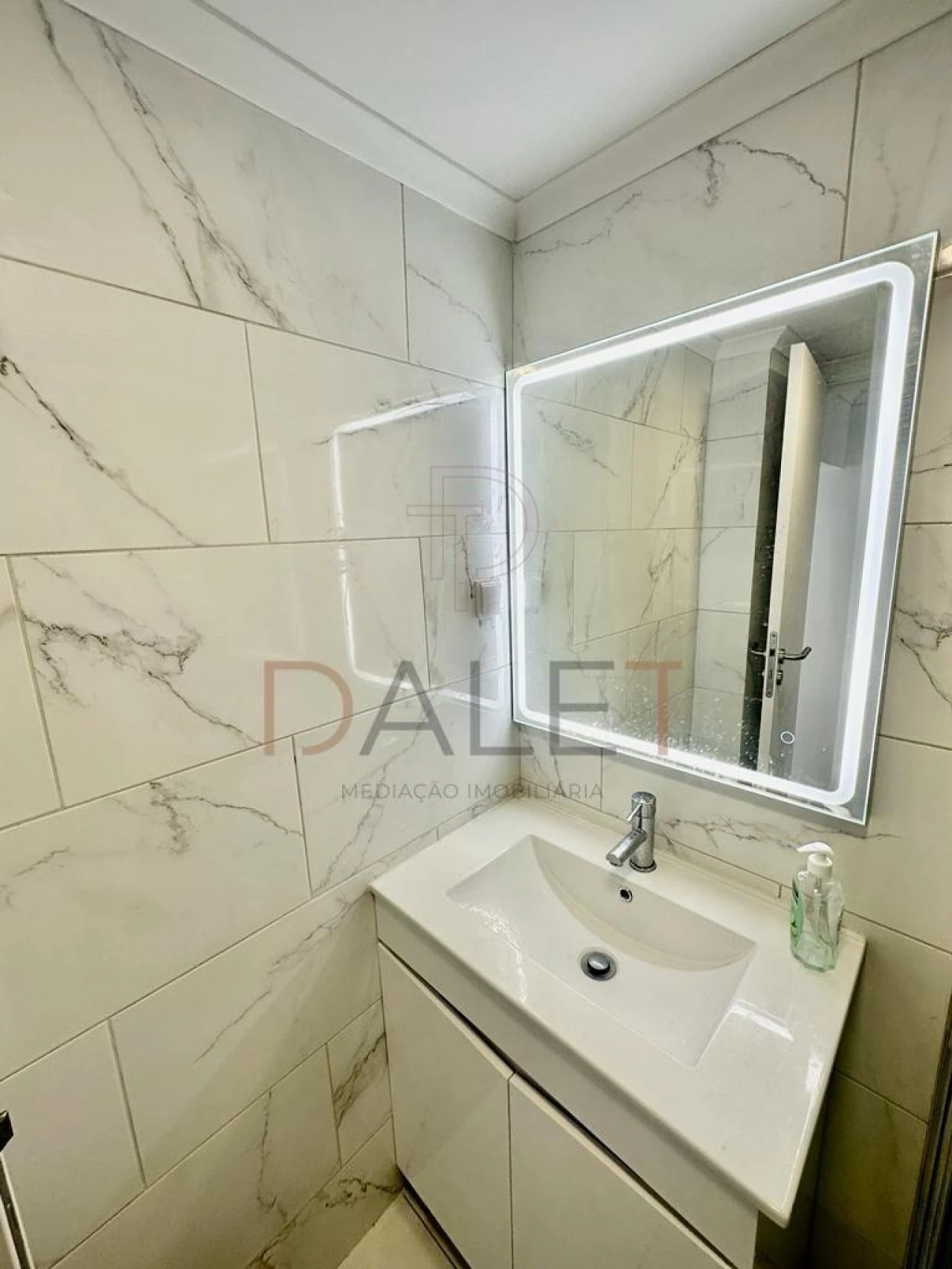 Quarto para Arrendamento em Ajuda Foto 29