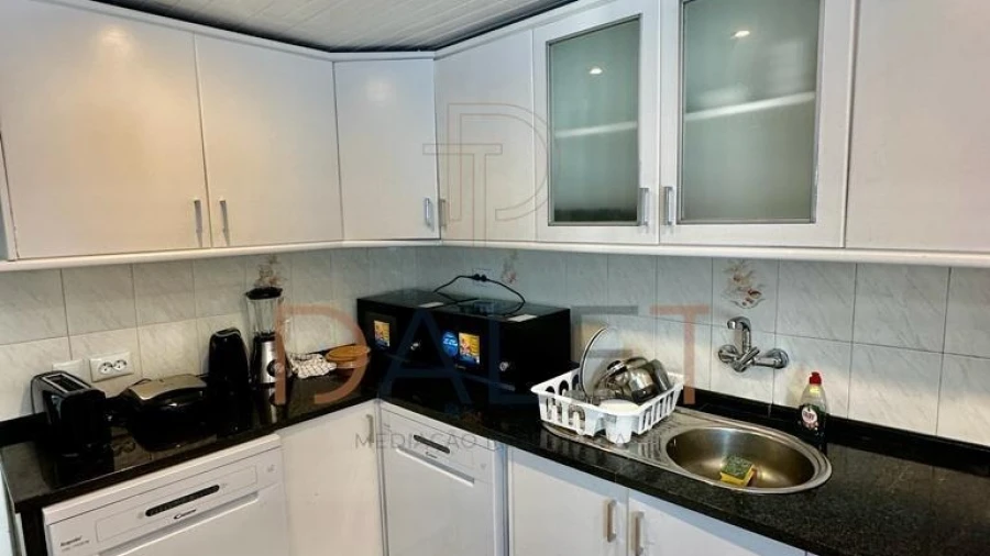 Quarto para Arrendamento em Ajuda