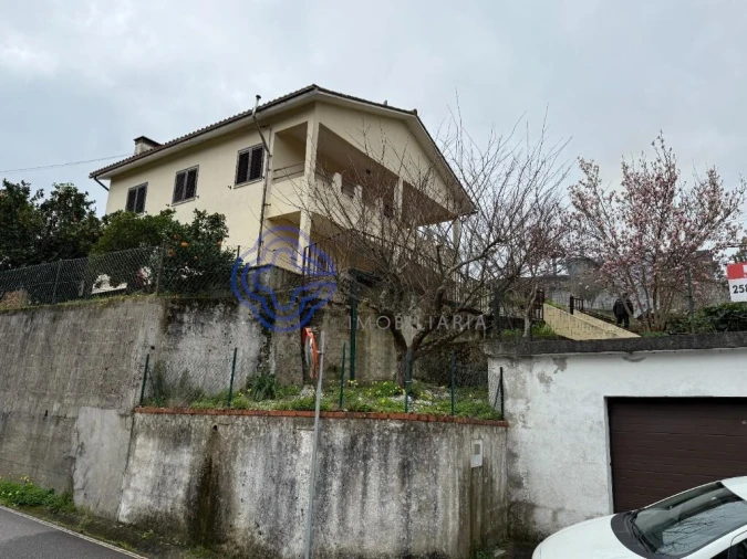 Moradia T4 para Venda em Vilar de Mouros
