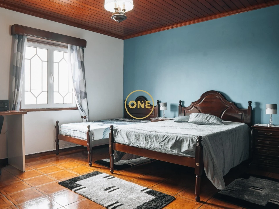 Moradia T4 para Venda em Arrifes Foto 25