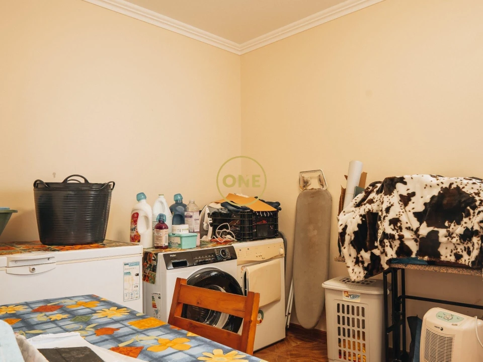 Moradia T4 para Venda em Arrifes Foto 15