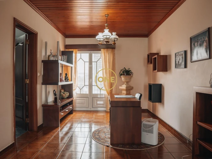 Moradia T4 para Venda em Arrifes Foto 20