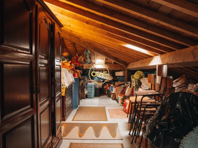 Moradia T4 para Venda em Arrifes Foto 27