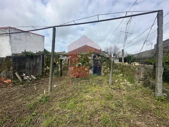 Moradia T2 para Venda em Real, Dume e Semelhe