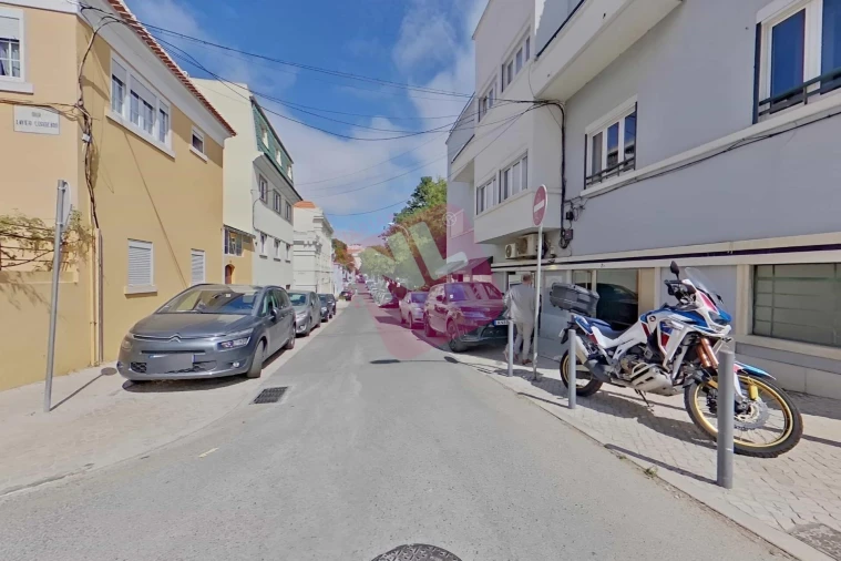 Moradia T3 para Venda em Areeiro Foto 8