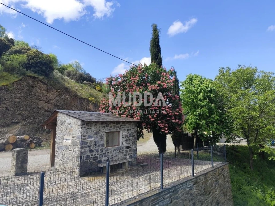 Moradia T3 para Venda em Rabal Foto 14