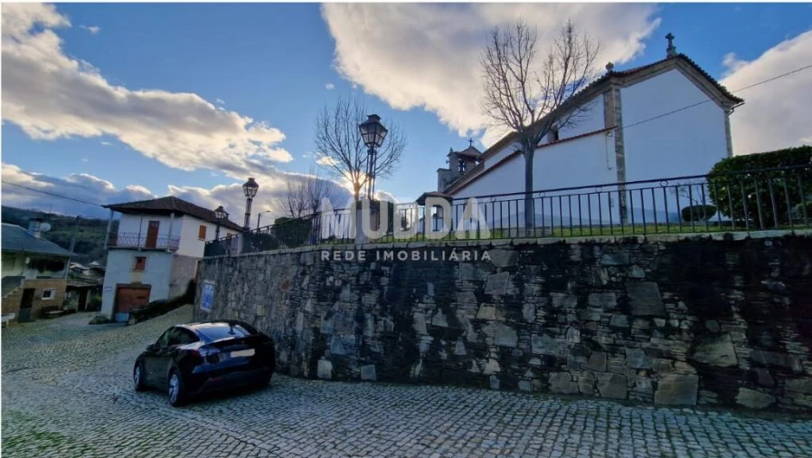 Moradia T3 para Venda em Rabal Foto 8