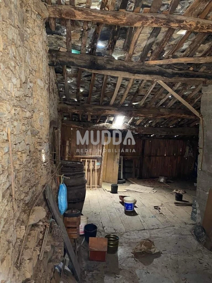 Moradia T3 para Venda em Rabal Foto 5