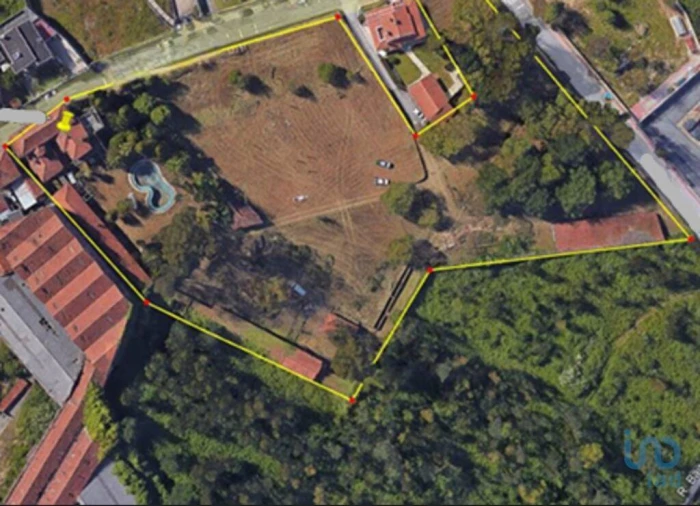 Moradia T4 para Venda em Fiães Foto 1