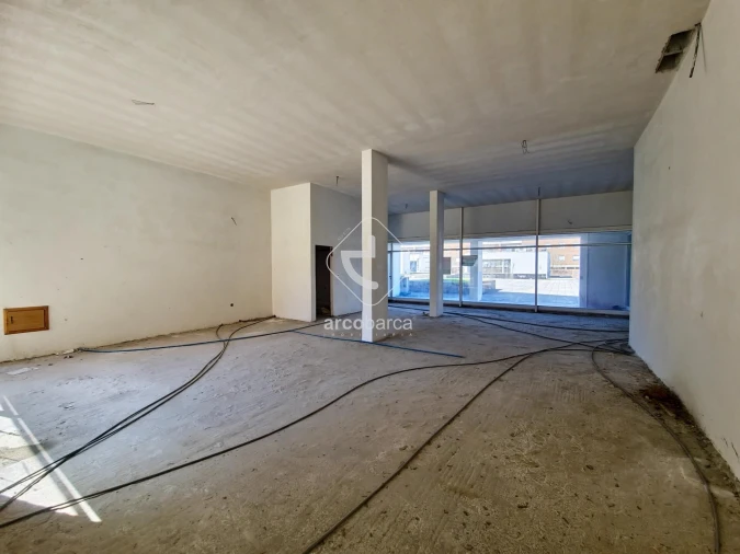 Loja para Venda em Ponte da Barca, V.N. Muía, Paço Vedro Magalhães