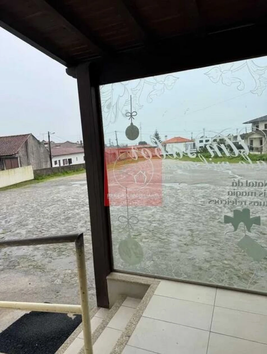 Loja para Trespasse em Esposende, Marinhas e Gandra Foto 9