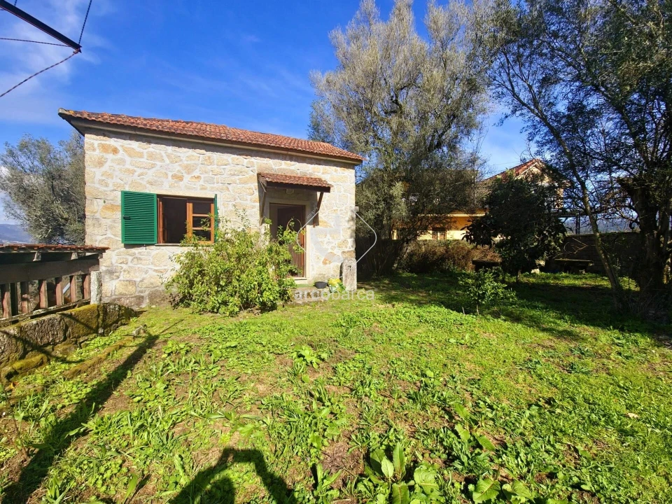 Moradia T1 para Venda em Azere Foto 36