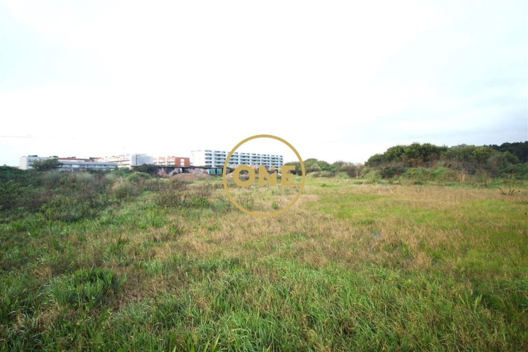 Terreno para Venda em Vila do Conde Foto 1