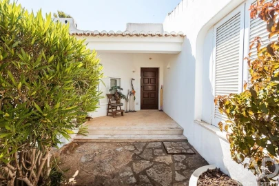Moradia T3 para Venda em Albufeira e Olhos de Água