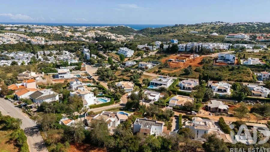 Moradia T3 para Venda em Albufeira e Olhos de Água Foto 28