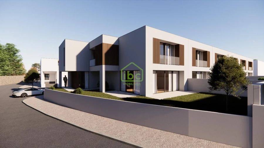 Moradia T4 para Venda em Touguinha e Touguinhó Foto 1