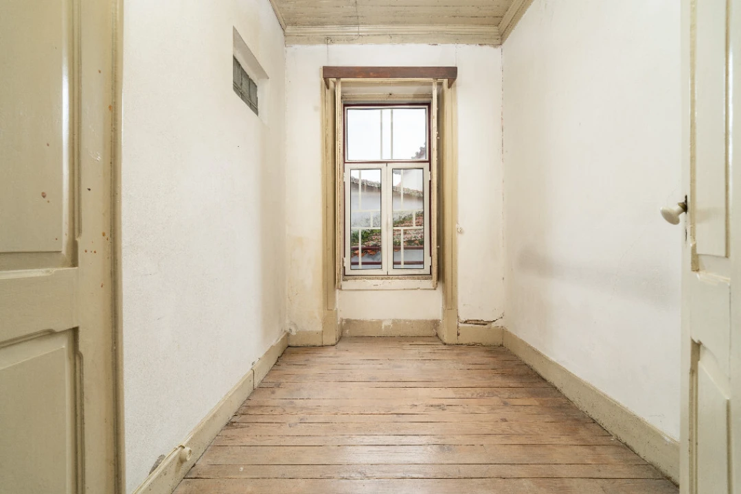 Prédio para Venda em Gouveia (São Pedro e São Julião) Foto 14