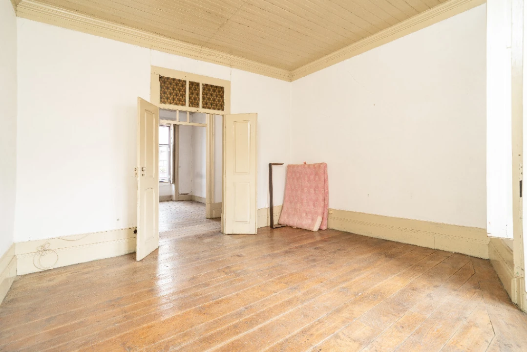 Prédio para Venda em Gouveia (São Pedro e São Julião) Foto 13