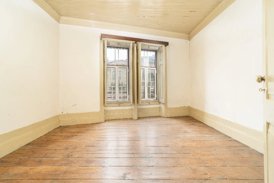 Prédio para Venda em Gouveia (São Pedro e São Julião) Foto 12