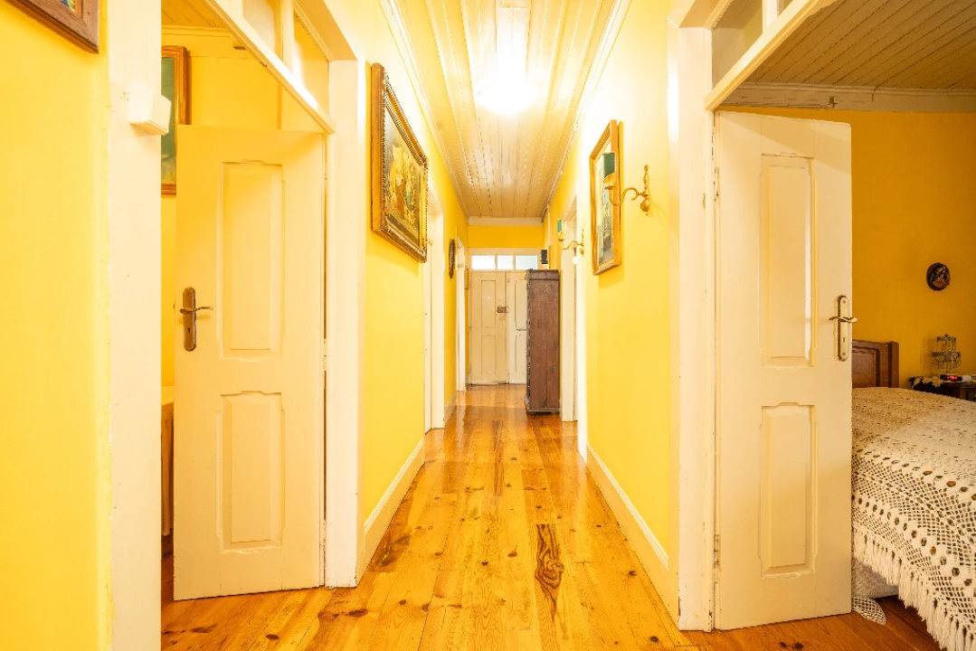 Prédio para Venda em Gouveia (São Pedro e São Julião) Foto 4