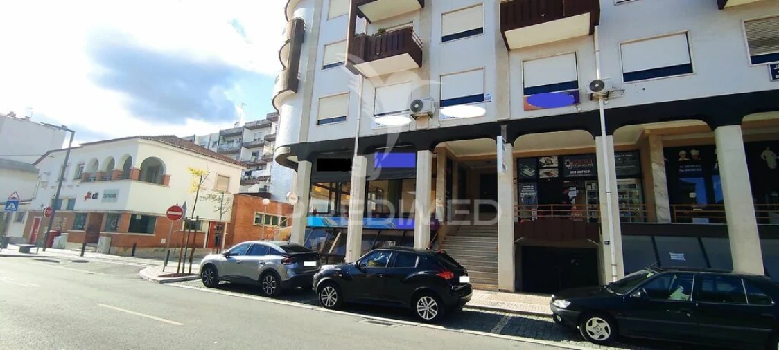 Loja para Venda em Freixianda, Ribeira do Fárrio e Formigais