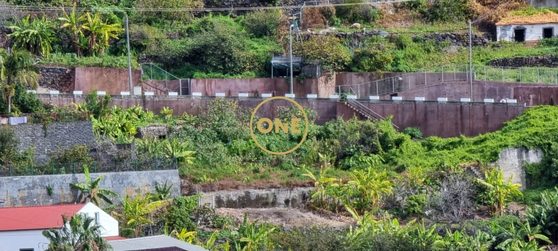 Terreno para Venda em Ribeira Brava Foto 5